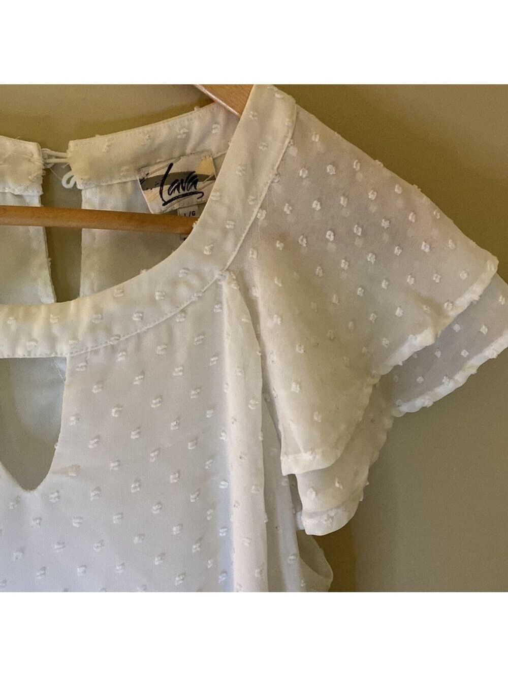 🎈 2 for $15 Ruffle Sleeve Blouse. - Picture 3 of 6